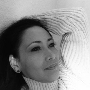 Meet your Posher, Mia